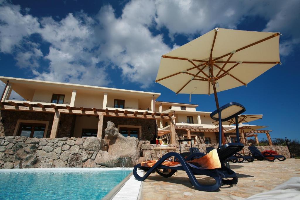 Hotel Villa Gustui Maris كالا غونوني المظهر الخارجي الصورة